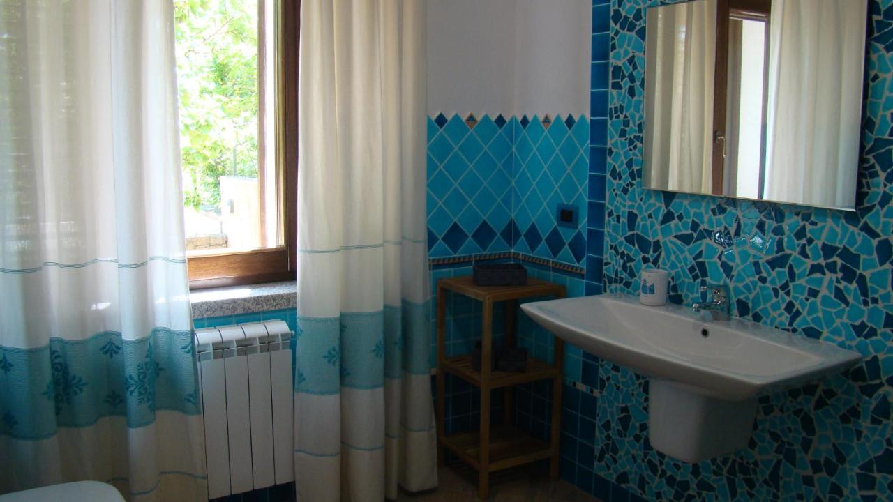 Bella Casa Con Giardino A 10 Minuti Dal Mare Apartment Aglientu Bagian luar foto